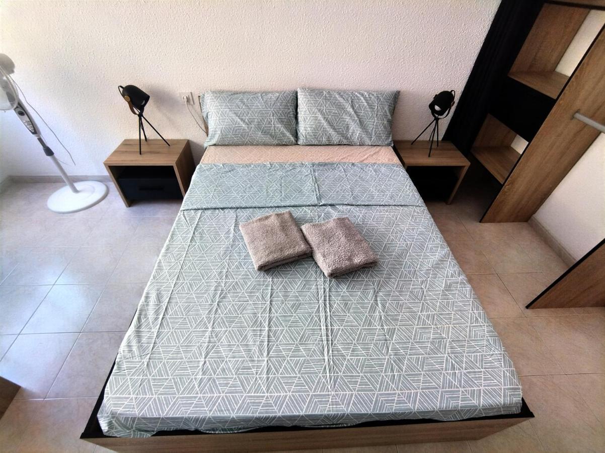 Guesthouse Shared With Host Alicante Exterior foto